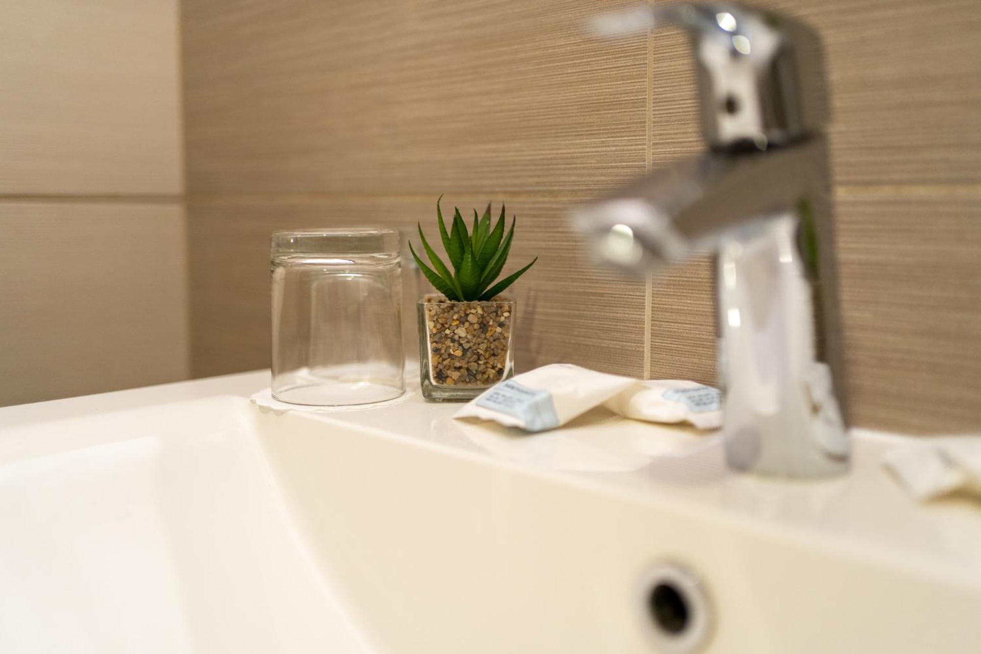 Hotel Narenta Metković Zewnętrze zdjęcie