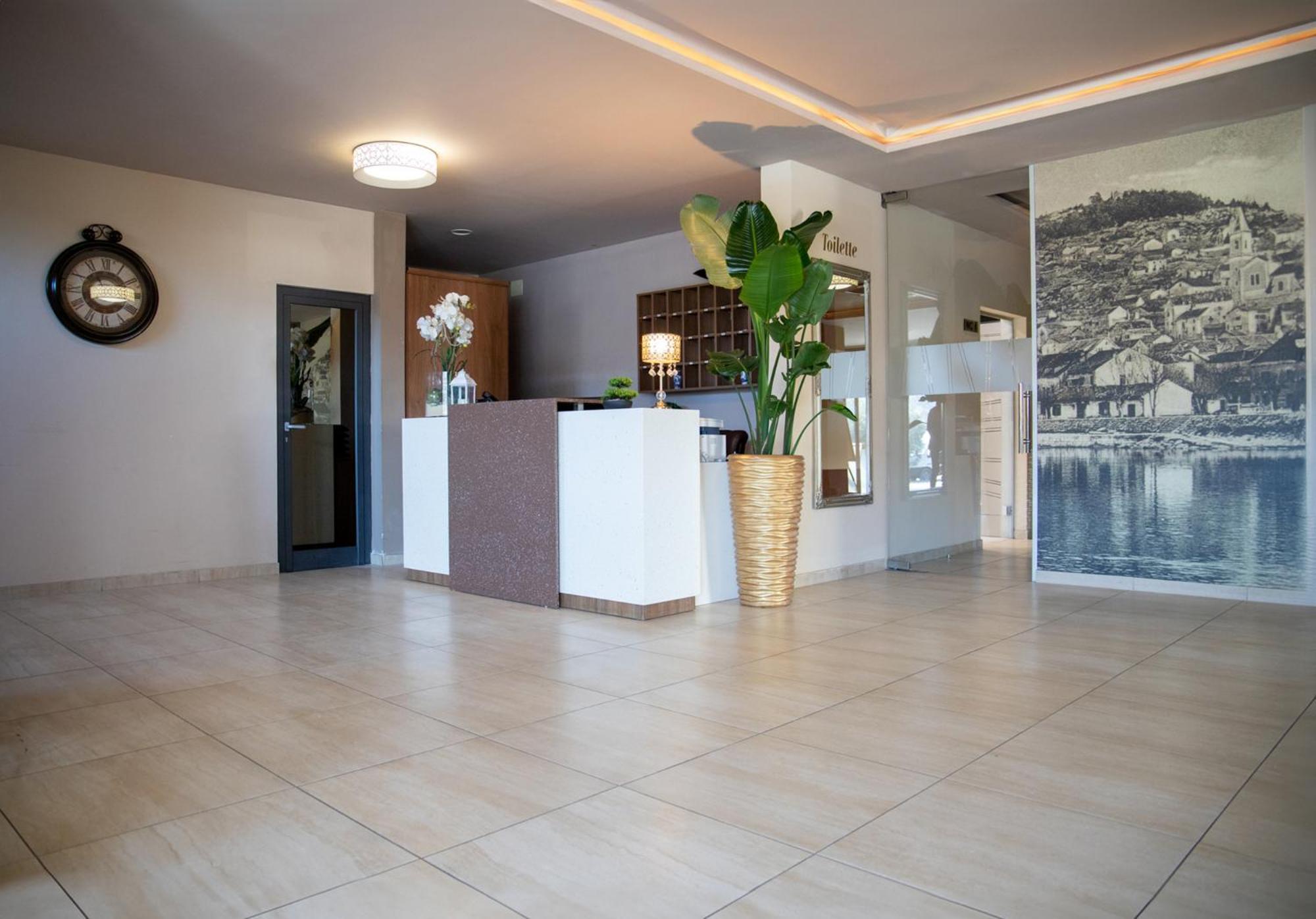 Hotel Narenta Metković Zewnętrze zdjęcie